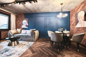 Harley Quinn Apartment